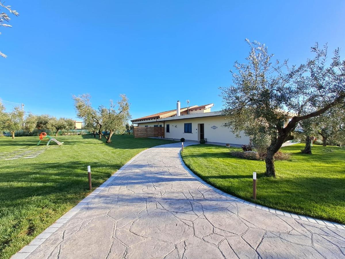 Bed and Breakfast La Campagna Di Peppe E Tullia Формія Екстер'єр фото